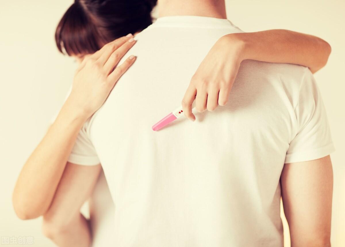 若女人出现这4个身体“痕迹”,说明子宫受伤了