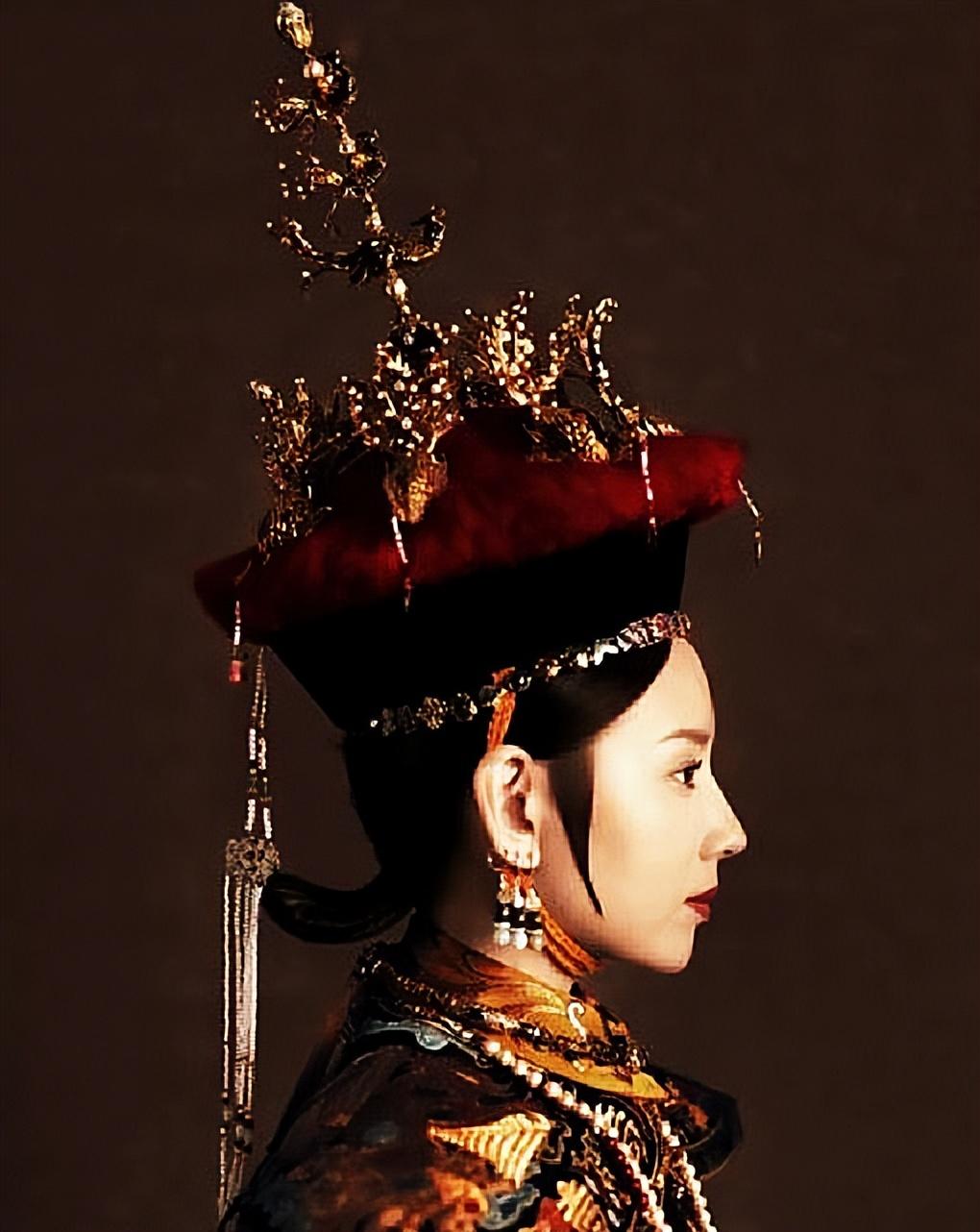 清朝如何分辨女人是否为满族?看身体2部位,一处明显一处很私密