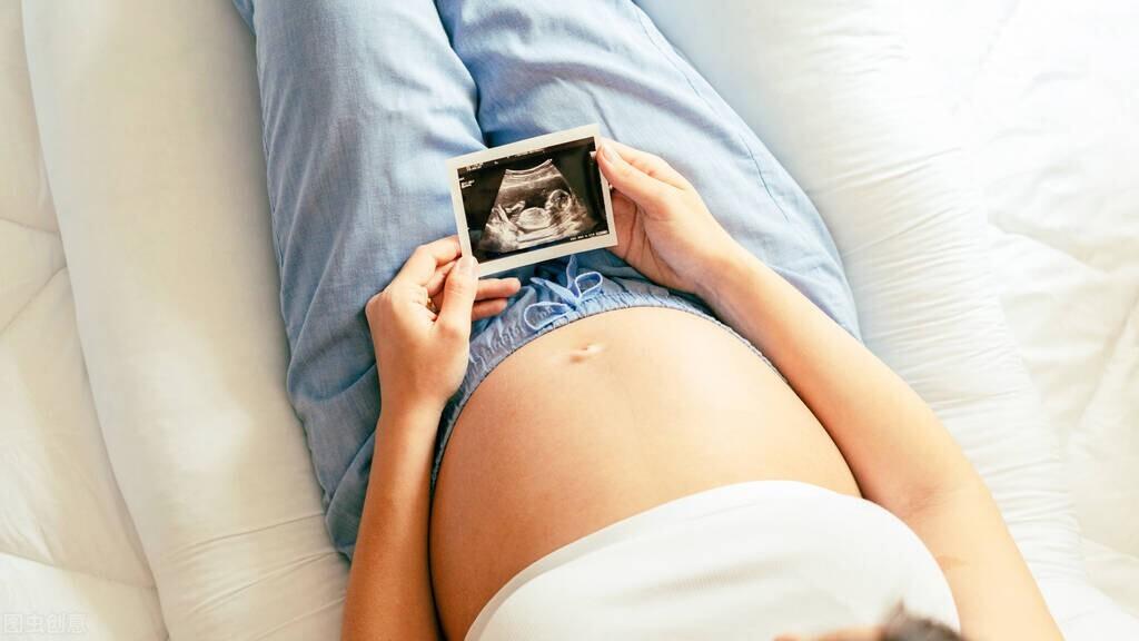 若女性身体发出4个信号,代表胎宝已驾到,准爸妈要做好准备